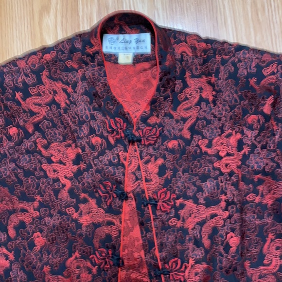 Ling Yun Red and black jacket Size L - Picture 4 of 11